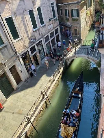 Residenza De L'Osmarin Suites Venice