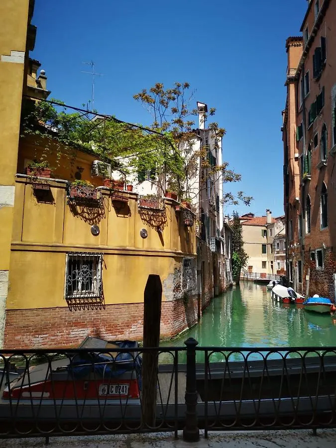 Residenza De L'Osmarin Suites Venedig 0*,