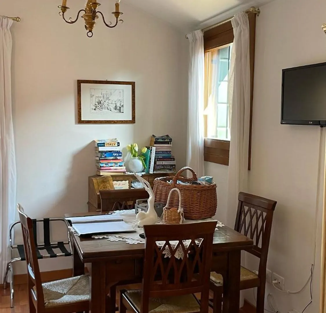 Residenza De L'Osmarin Suites Benátky