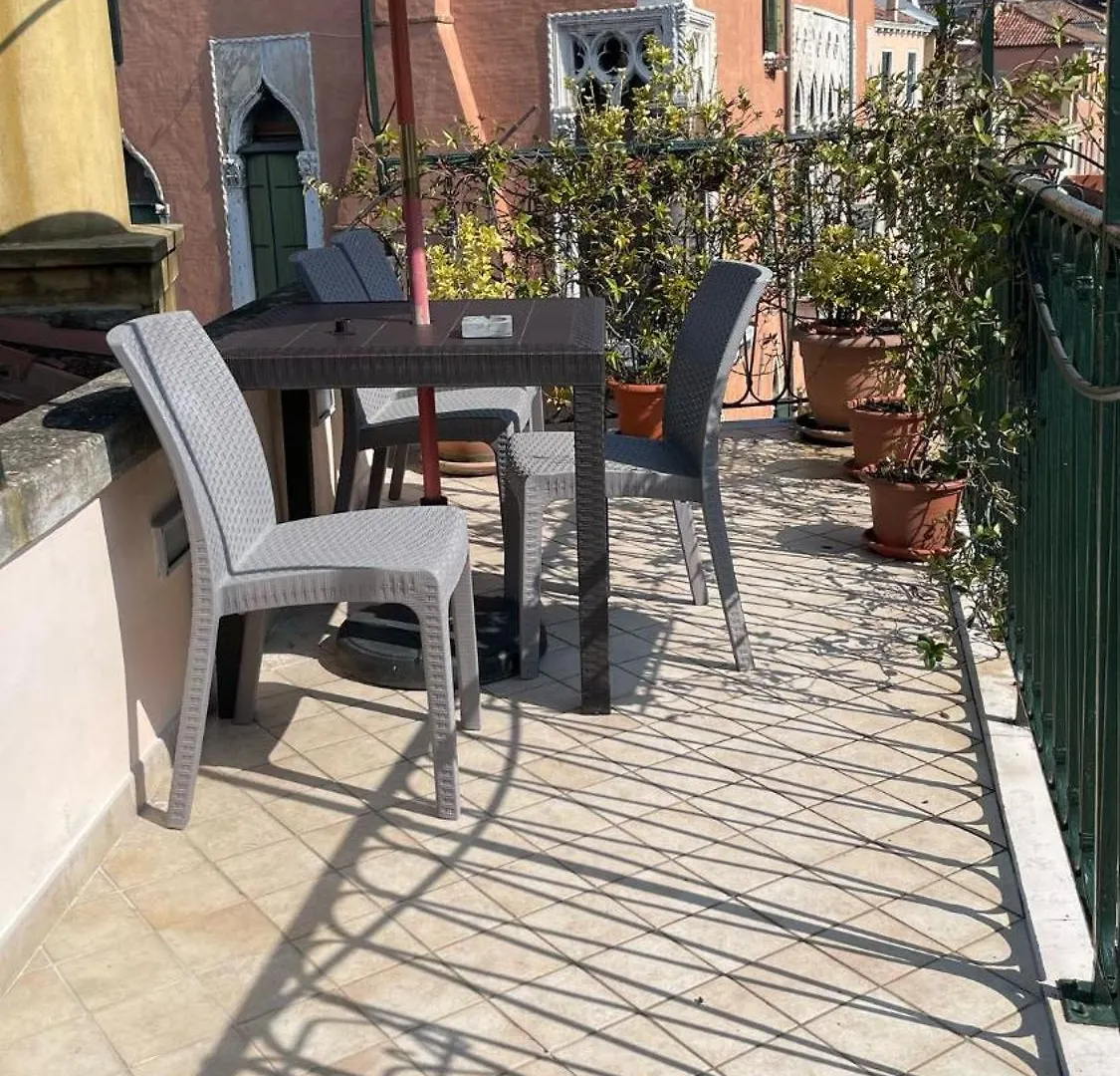 Residenza De L'Osmarin Suites Benátky